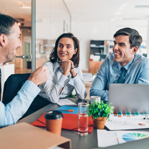 Leadership transitions - square Effectively mentoring the team speeds up leadership transitions.